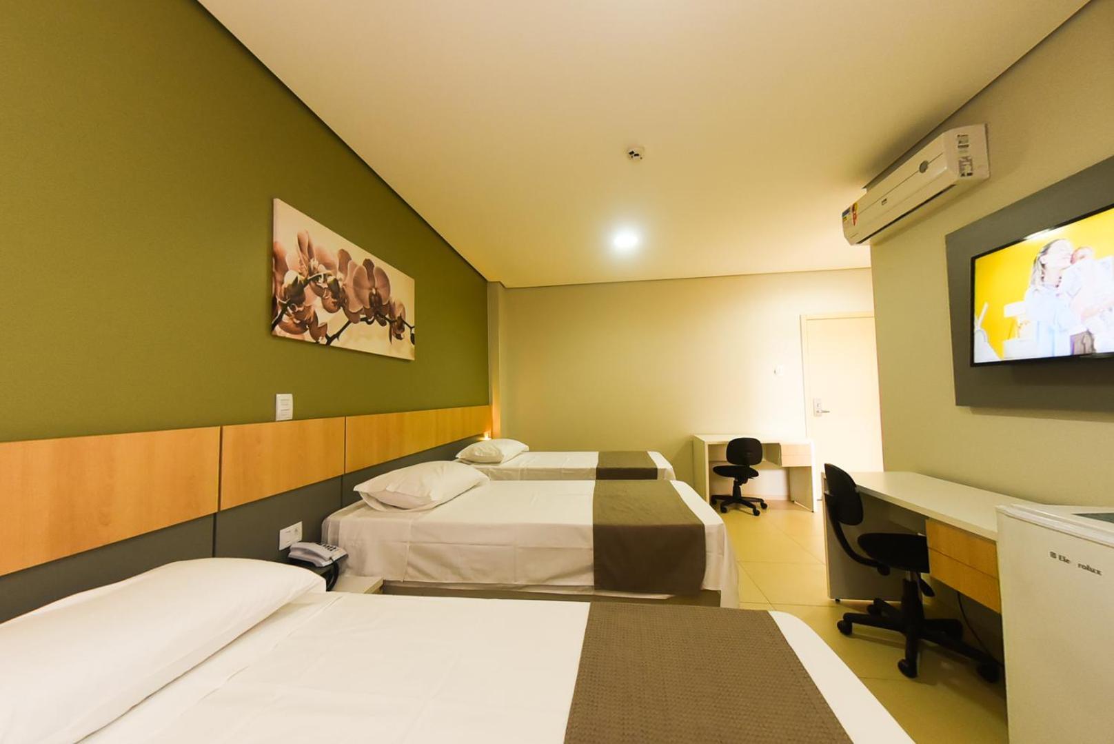 Hotel Plaza Garden Cascavel  Exterior photo