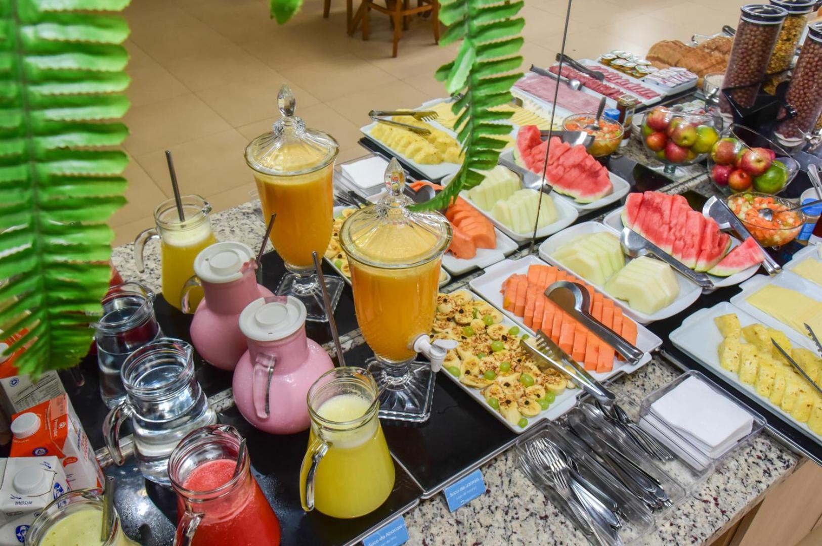 Hotel Plaza Garden Cascavel  Exterior photo